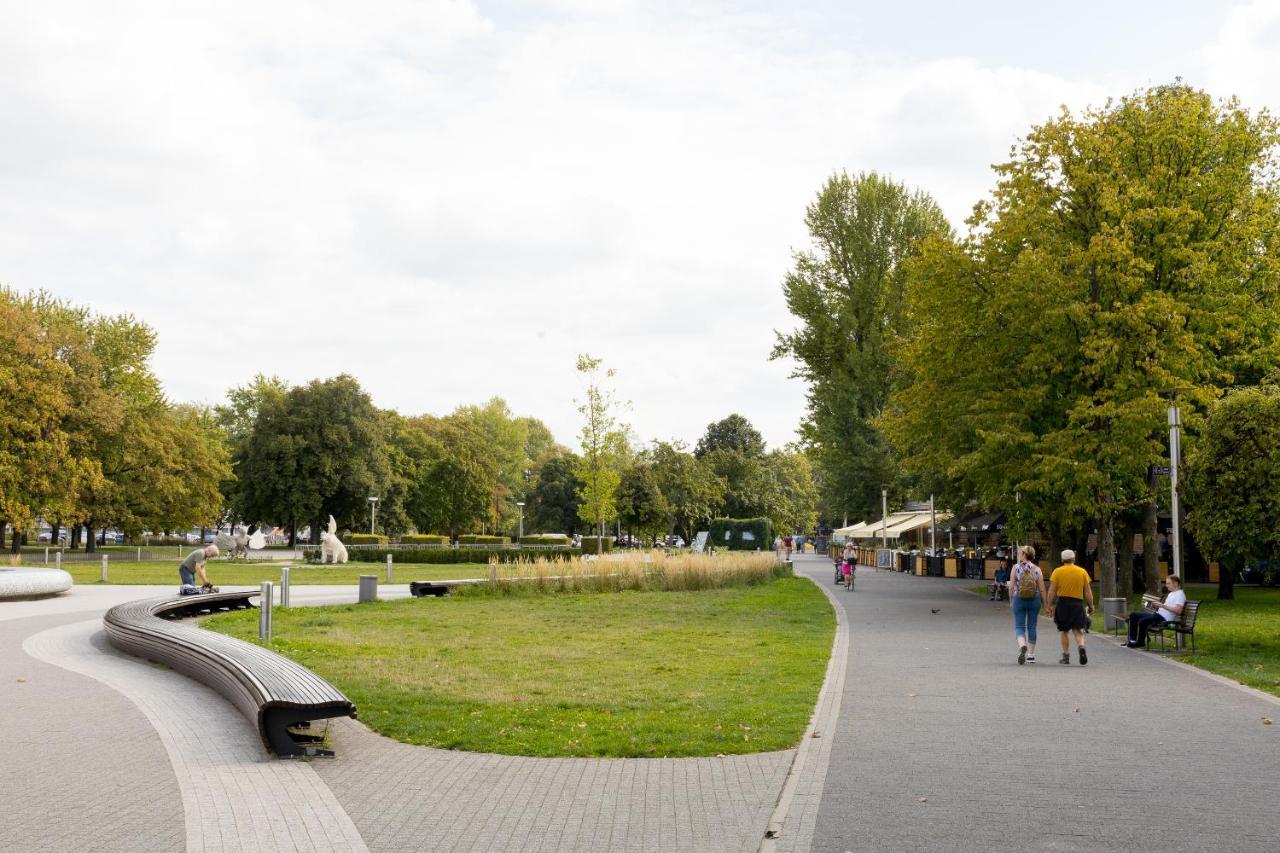 Bulwary Wislane Modern Warszawa