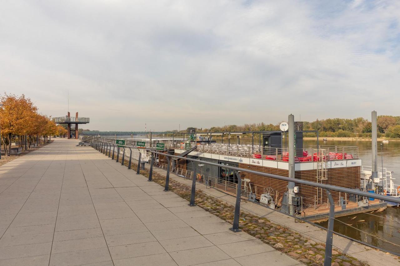 Lägenhet Bulwary Wislane Modern Warszawa